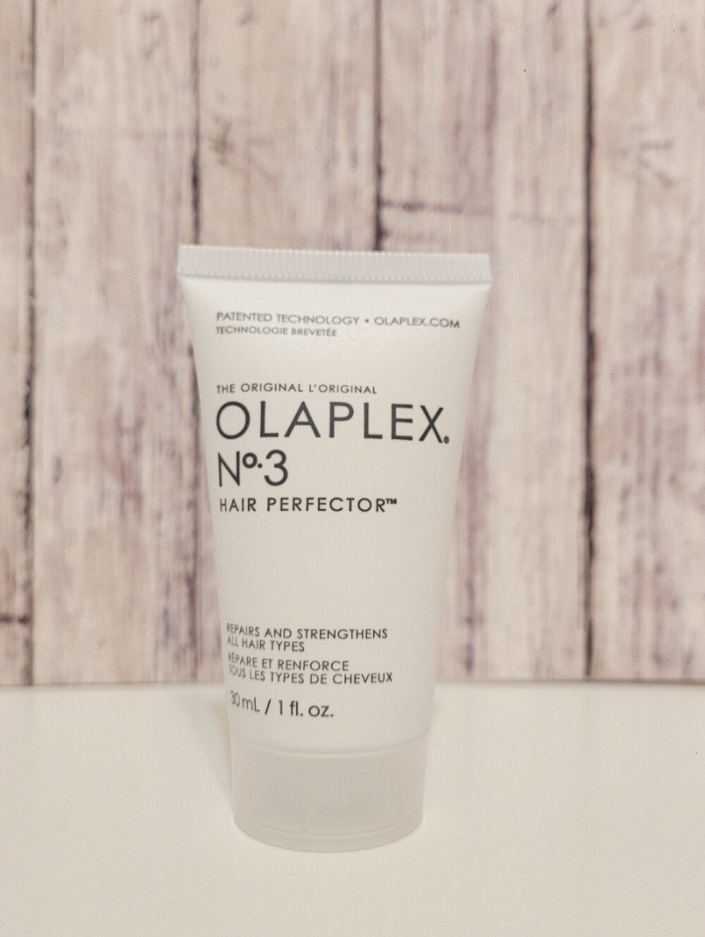 OLAPLEX No.3 Hair Perfector Tube - White